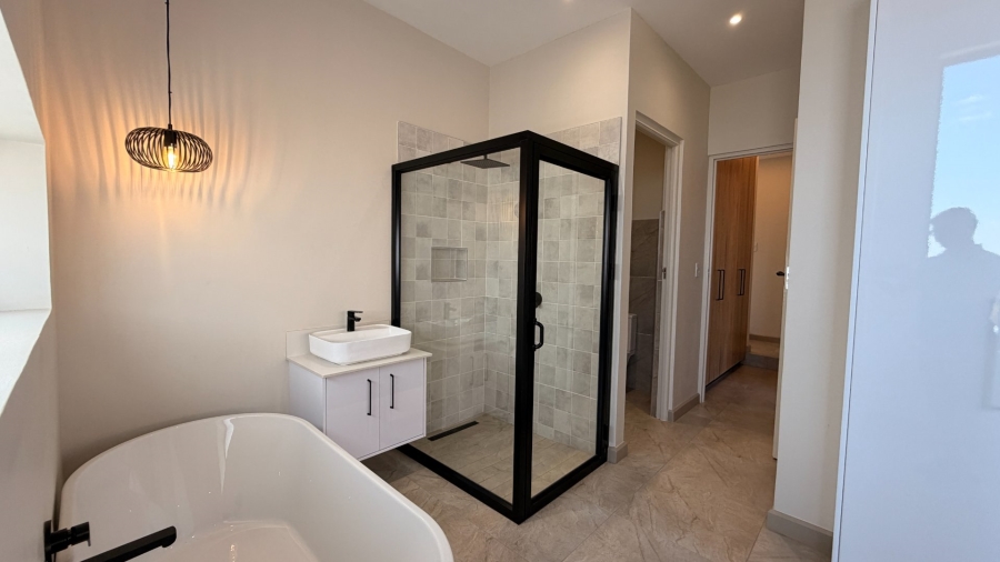 3 Bedroom Property for Sale in Helderzicht Eco Estate North West